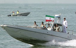 Hải quân Iran bắn 35 tàu cướp biển chạy nháo nhào